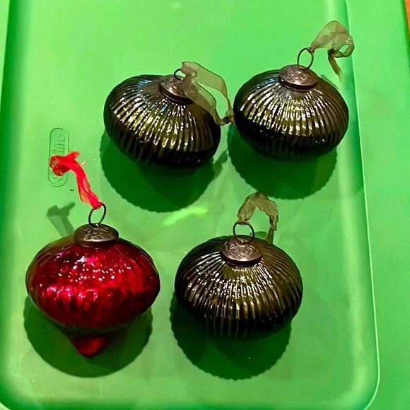 Balsam Hill Christmas ornaments - Picture 1 of 1